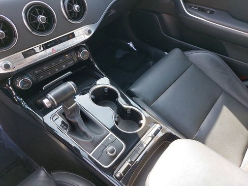 Used 2020 Kia Stinger GT-Line w/ Sun & Sound Package image 27