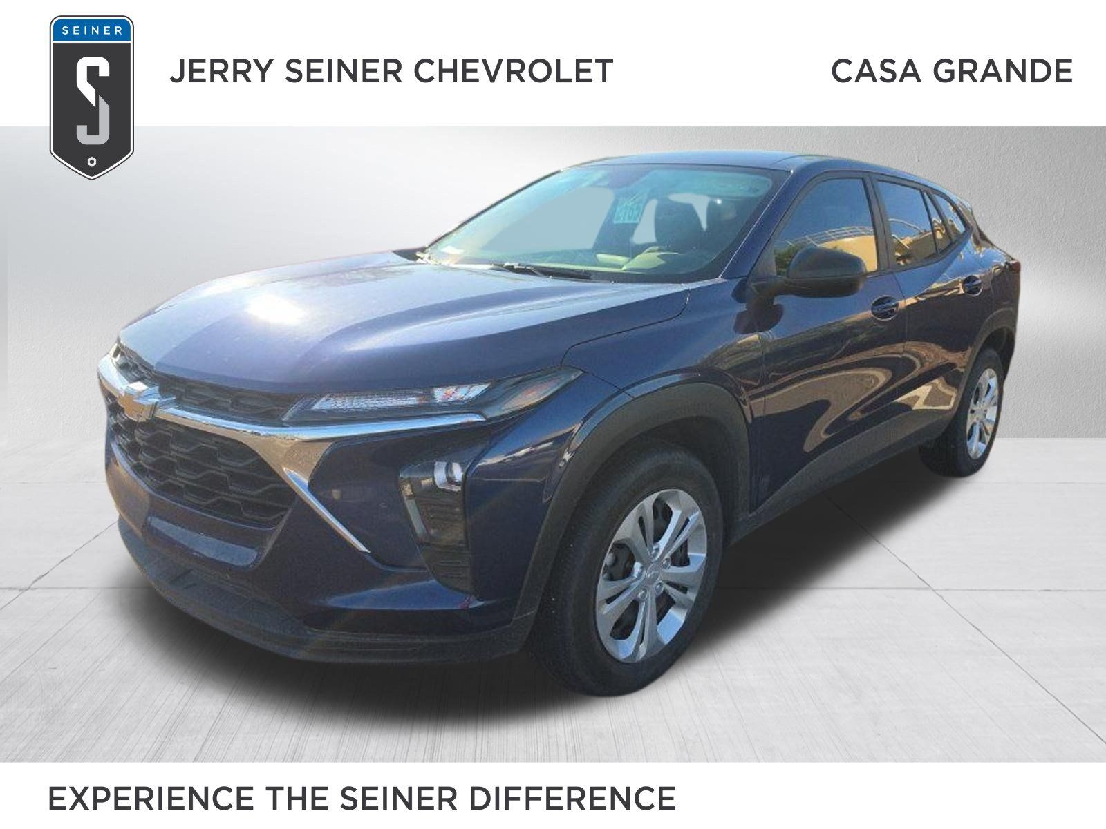 Used 2024 Chevrolet Trax LS FWD image 1