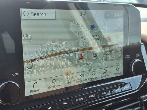 Used 2025 Nissan Pathfinder Platinum w/ Cargo Package image 12