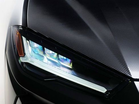 Used 2022 Lamborghini Urus image 35