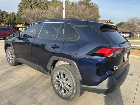 Used 2024 Toyota RAV4 XLE Premium FWD image 7
