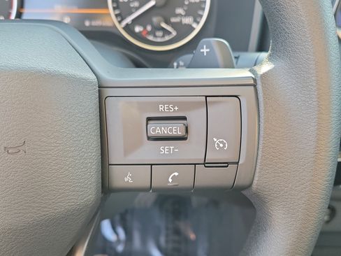 Certified 2025 Nissan Rogue S image 24