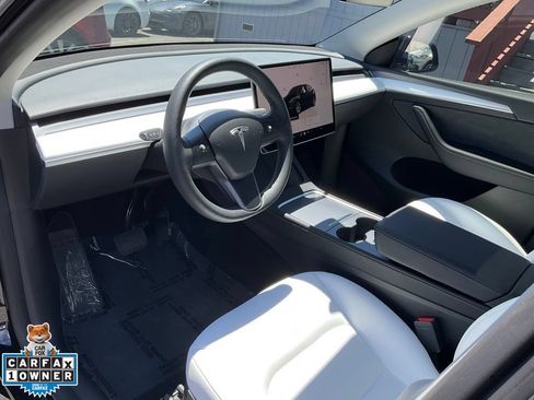 Used 2023 Tesla Model Y Long Range AWD/4WD image 6