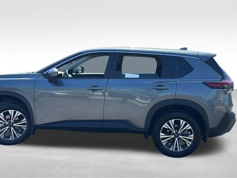 Used 2023 Nissan Rogue SV AWD/4WD image 4