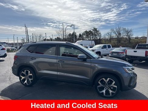 Used 2023 Volkswagen Taos SEL AWD/4WD image 8