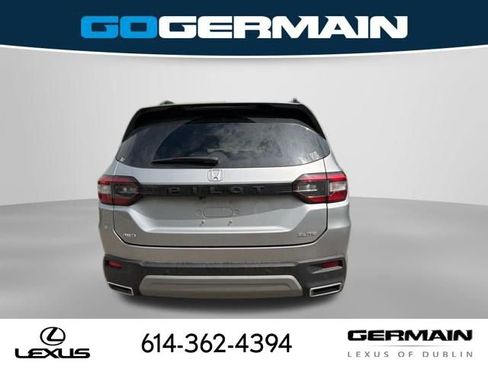 Used 2023 Honda Pilot Elite image 10