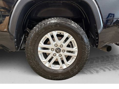 Used 2022 Toyota Tundra SR5 AWD/4WD image 50