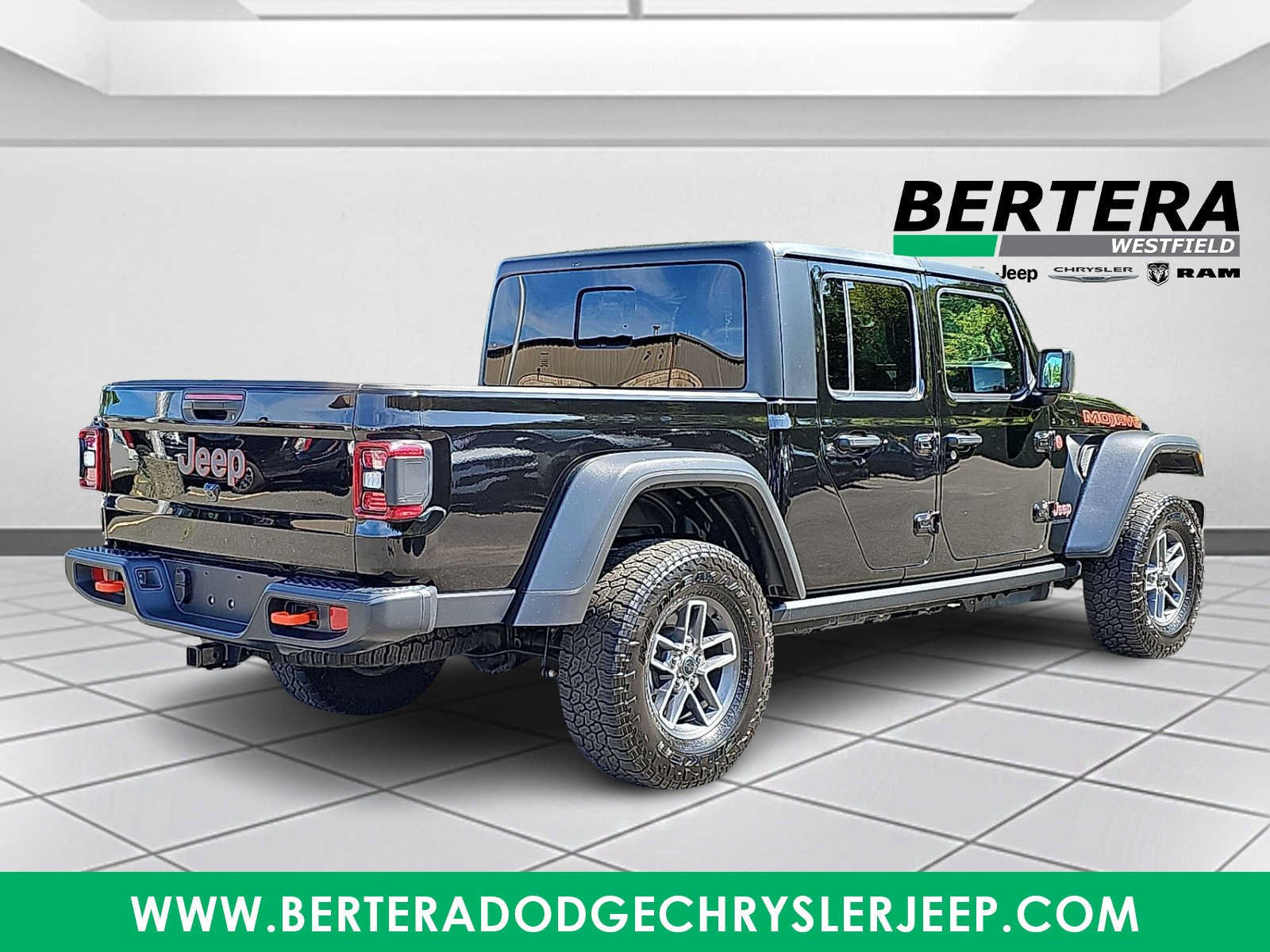 Used 2026 Jeep Gladiator Mojave AWD/4WD image 6