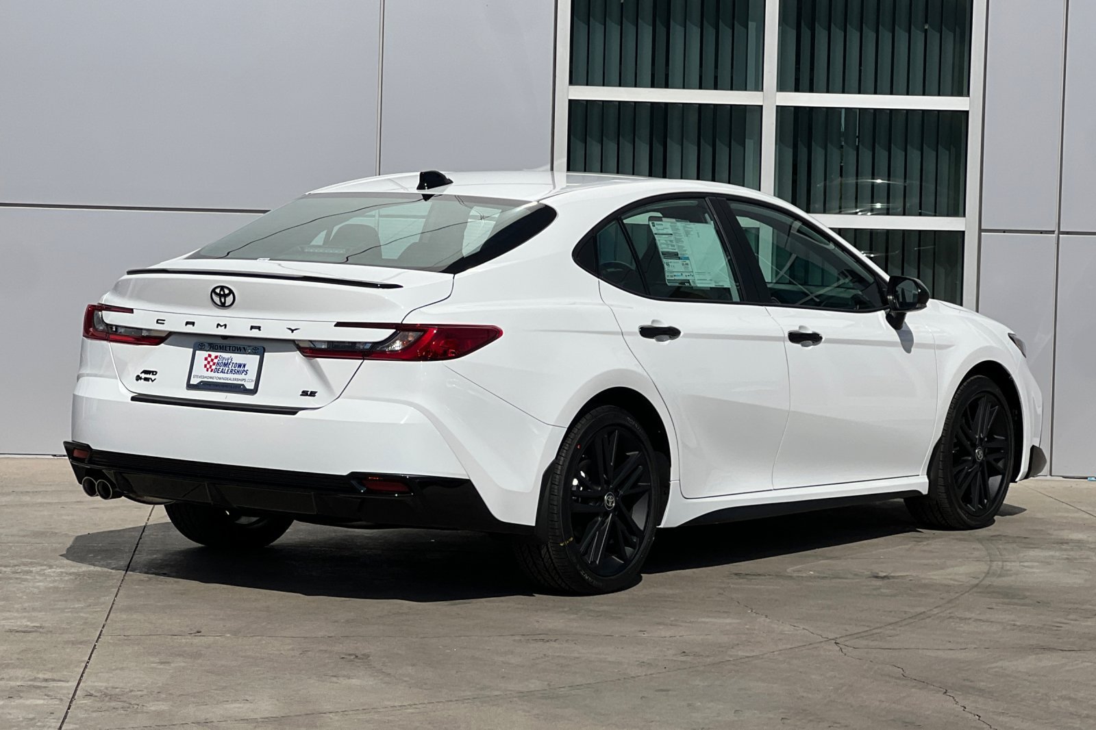 New 2026 Toyota Camry Hybrid w/ Convenience Package AWD/4WD image 4