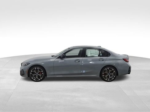 New 2026 BMW 330i xDrive Sedan w/ M Sport Package image 2