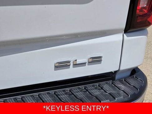 New 2026 GMC Sierra 1500 SLT w/ SLT Premium Package AWD/4WD image 9