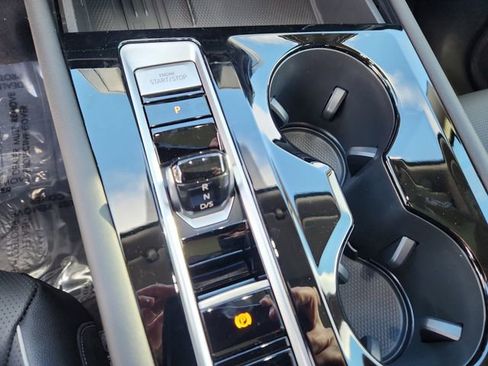 New 2026 Volkswagen Atlas SEL Premium R-Line image 13