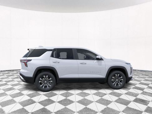 New 2026 Chevrolet Equinox LT image 12