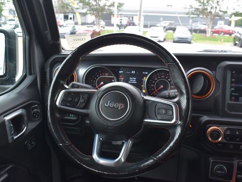 Used 2021 Jeep Gladiator Mojave w/ LED Lighting Group AWD/4WD image 38