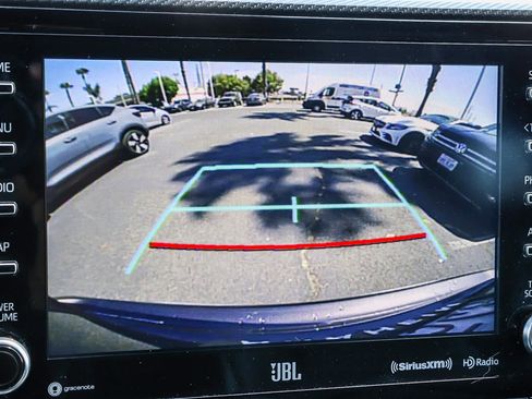 Used 2021 Toyota Highlander XSE FWD image 35
