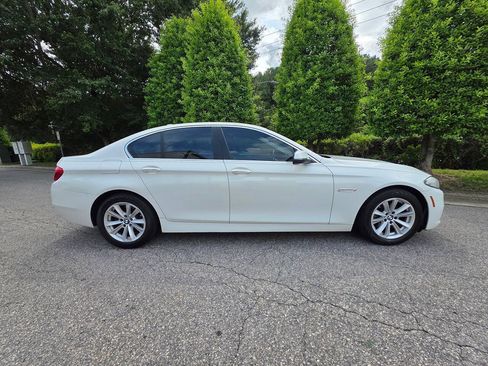 Used 2016 BMW 528i xDrive Sedan AWD/4WD image 6