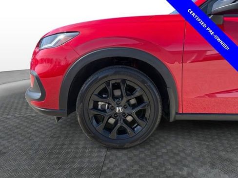 Certified 2025 Honda HR-V Sport image 11