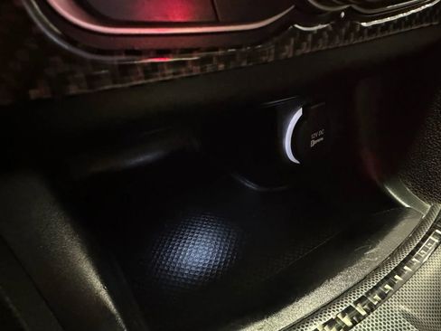 Used 2018 Dodge Charger R/T image 29