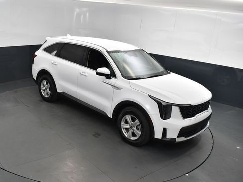 New 2025 Kia Sorento LX image 37