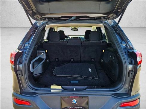 Used 2016 Jeep Cherokee Latitude w/ Comfort & Sound Group image 6