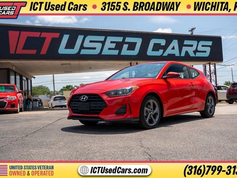 Used 2019 Hyundai Veloster 2.0 FWD image 1