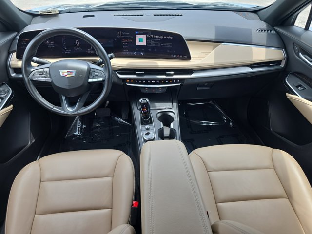 Used 2025 Cadillac XT4 Premium Luxury FWD image 18