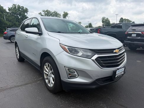 Used 2019 Chevrolet Equinox LT FWD image 4