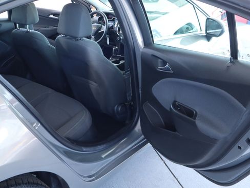 Used 2018 Chevrolet Cruze LT image 30