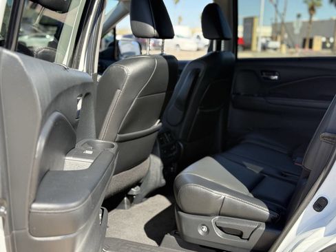 Used 2020 Honda Pilot Touring image 21
