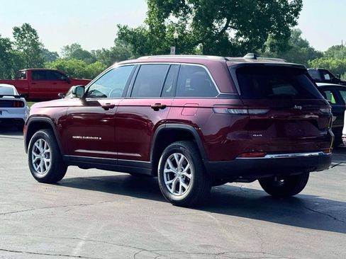 Used 2022 Jeep Grand Cherokee Limited AWD/4WD image 7