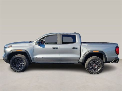 Used 2025 GMC Canyon Elevation image 3
