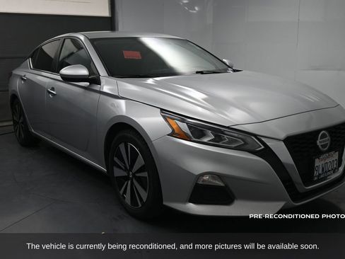 Used 2022 Nissan Altima 2.5 SV image 5