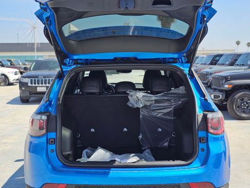 New 2026 Jeep Compass Latitude AWD/4WD image 7