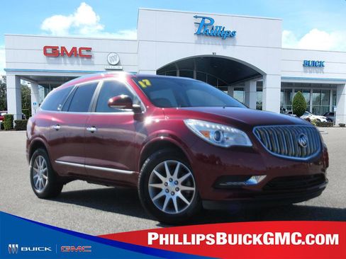 Used 2017 Buick Enclave Leather image 1