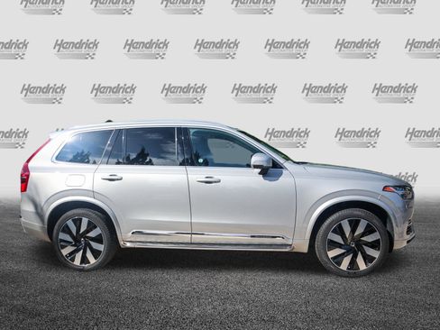 Used 2023 Volvo XC90 T8 Ultimate w/ Protection Package Premier image 11