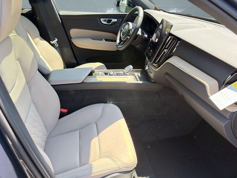 New 2026 Volvo XC60 B5 Core w/ Climate Package AWD/4WD image 30