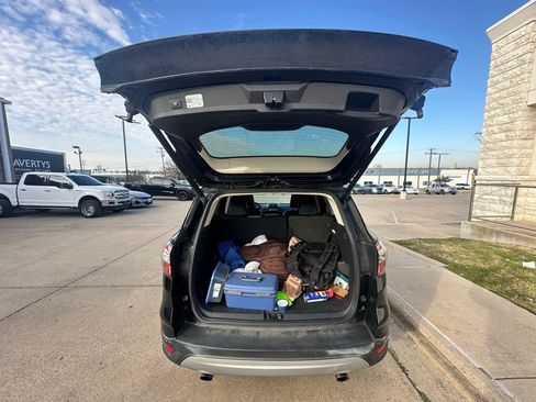 Used 2017 Ford Escape Titanium w/ Equipment Group 301A image 9