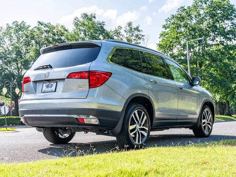 Used 2017 Honda Pilot Elite image 5