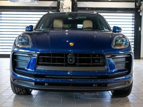 New 2026 Porsche Macan AWD/4WD image 6