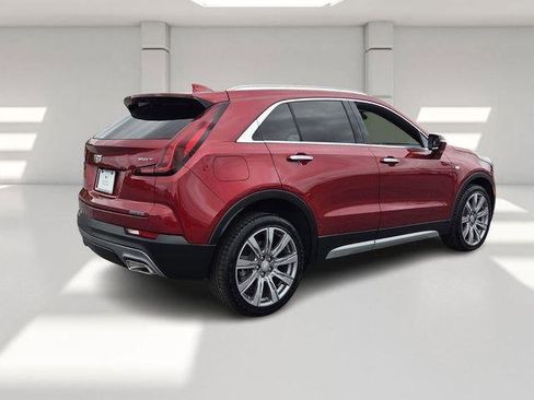 Certified 2023 Cadillac XT4 Premium Luxury w/ Cold Weather Package FWD image 5