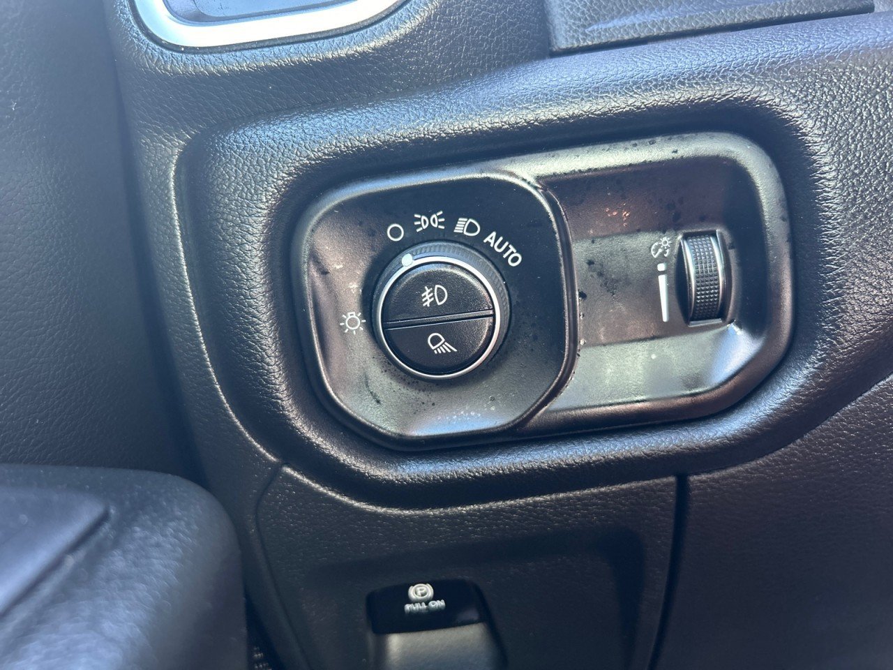 Used 2024 RAM 1500 Big Horn AWD/4WD image 15