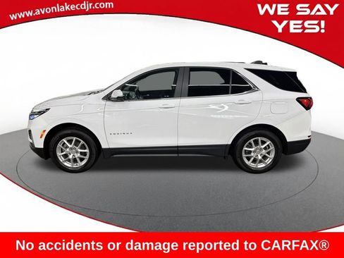 Used 2022 Chevrolet Equinox LT image 2