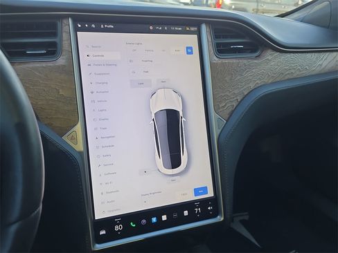 Used 2020 Tesla Model S Long Range image 22