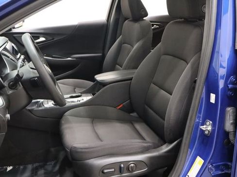 Used 2023 Chevrolet Malibu LT image 11