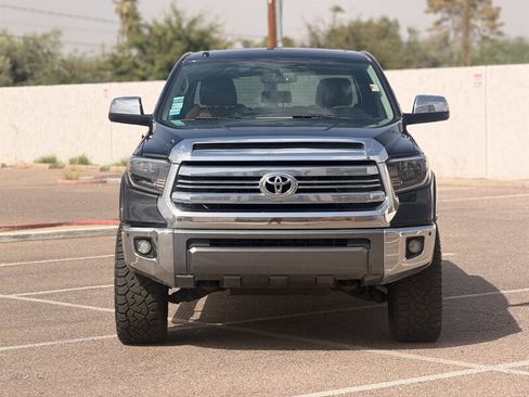 Used 2017 Toyota Tundra Platinum AWD/4WD image 9