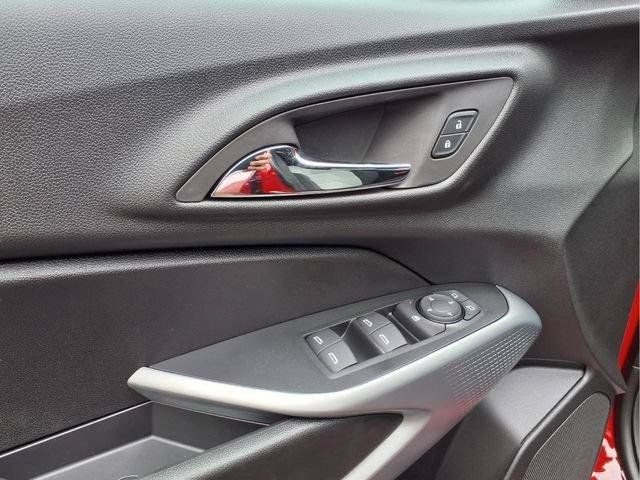 New 2026 Chevrolet Trax RS w/ Driver Confidence Package FWD image 16