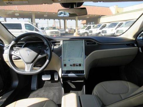 Used 2013 Tesla Model S Performance RWD image 11