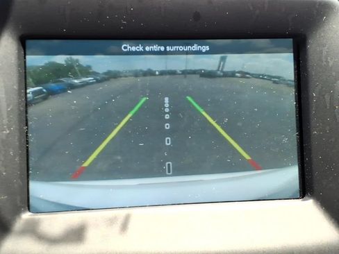 Used 2019 Jeep Compass Latitude FWD image 25