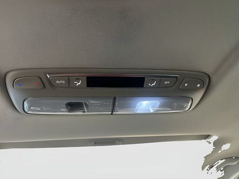 Used 2021 Kia Telluride EX AWD/4WD image 27