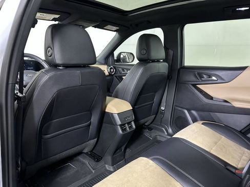 New 2026 Chevrolet Equinox ACTIV w/ Convenience Package III AWD/4WD image 22
